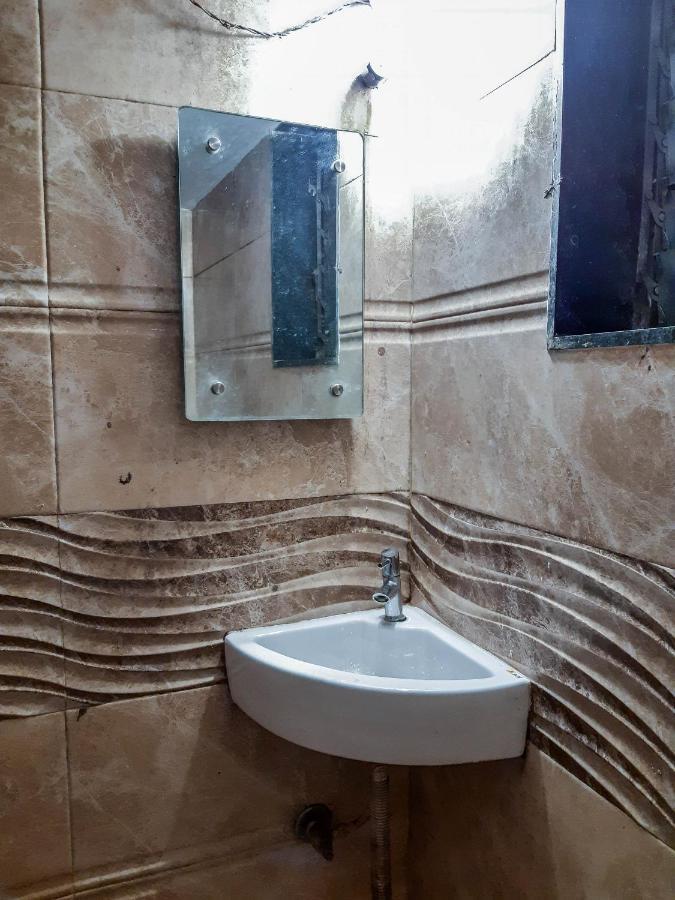 מומביי Hotel National מראה חיצוני תמונה