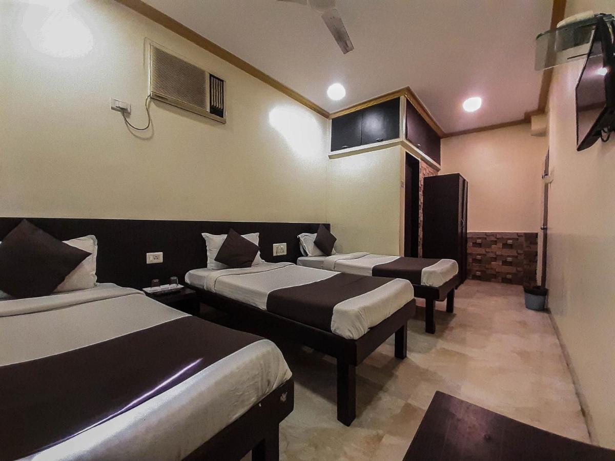 מומביי Hotel National מראה חיצוני תמונה