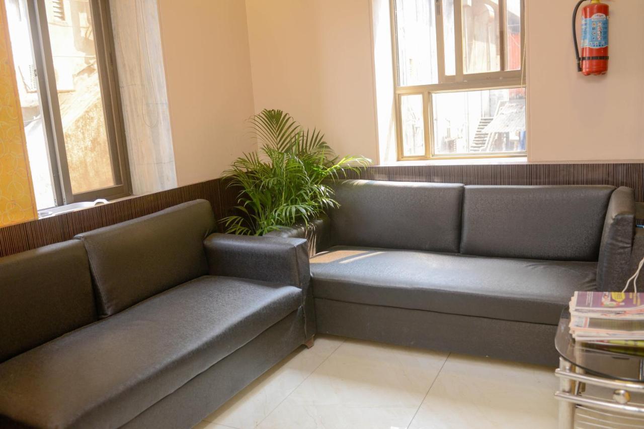 מומביי Hotel National מראה חיצוני תמונה